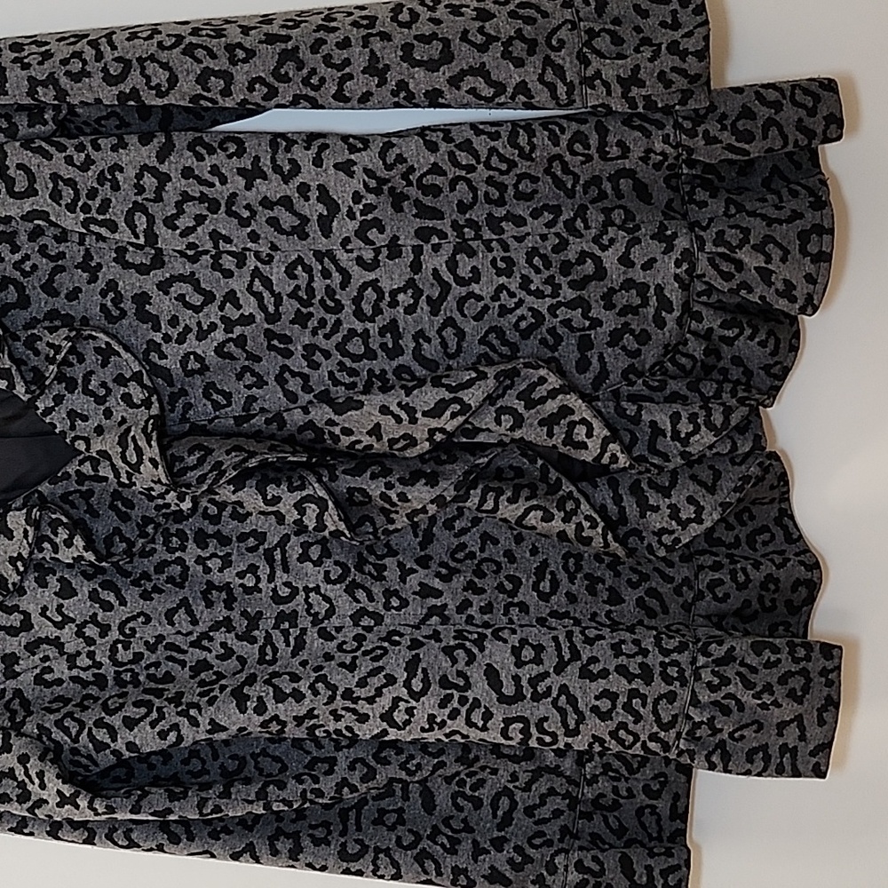 Sandro Studio Black Grey Leopard Print Ruffle Front Belted Blazer Size Small - Picture 6 of 16